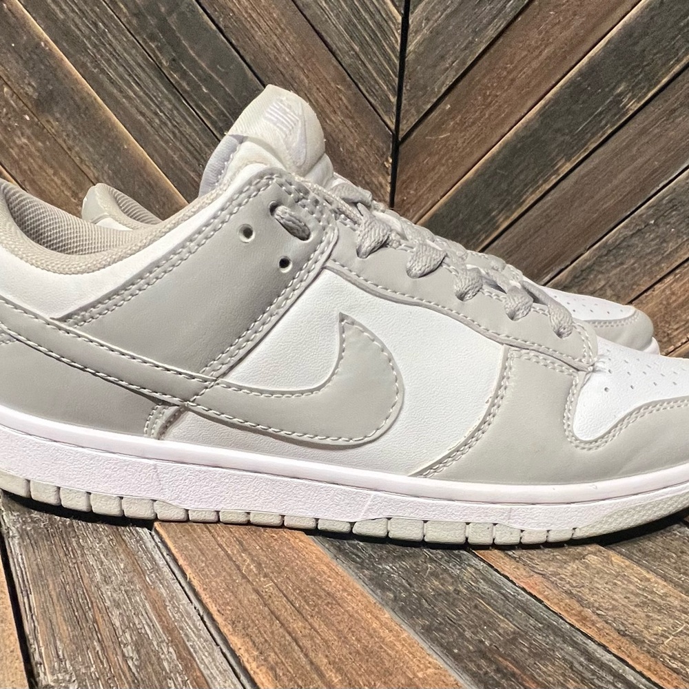 Nike Grey Fog Low Dunk shoes Sz 8